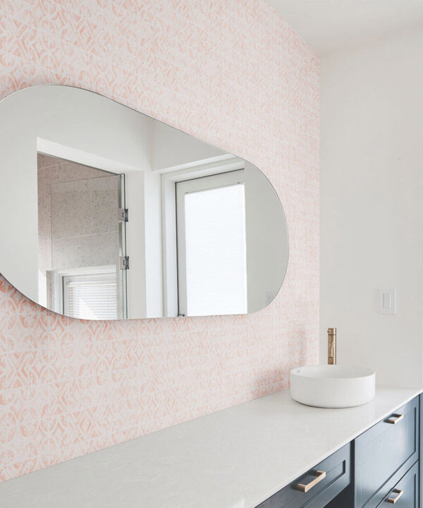 Petales Trois Wallpaper • Salmon Light Beige • Insitu Bathroom