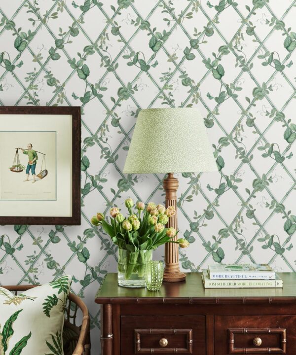 Petite Ivy Wallpaper • Irish Linen & Green • Insitu