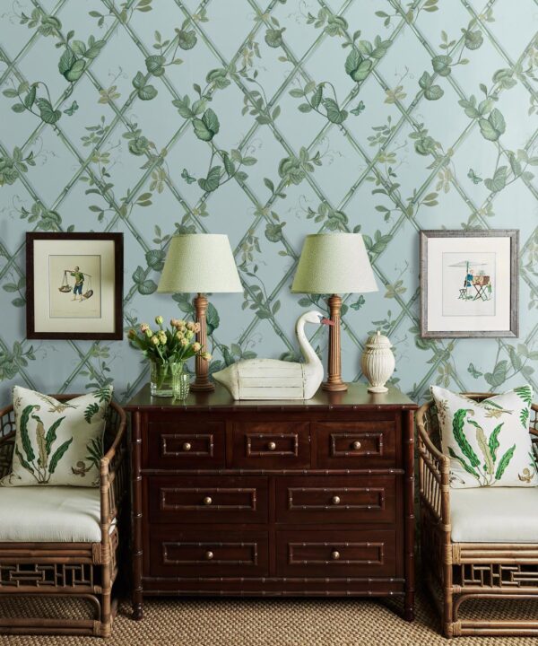 Grande Ivy Wallpaper • Light Provence • Insitu