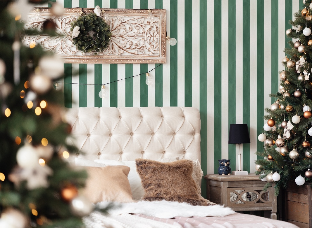 Fresco Stripe Wallpaper • Christmas Bedroom