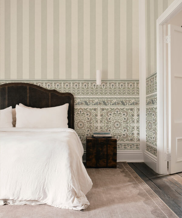 Pietra Mural - Palace Grove Collection - M&K Studio - Insitu - Colorway: Linen