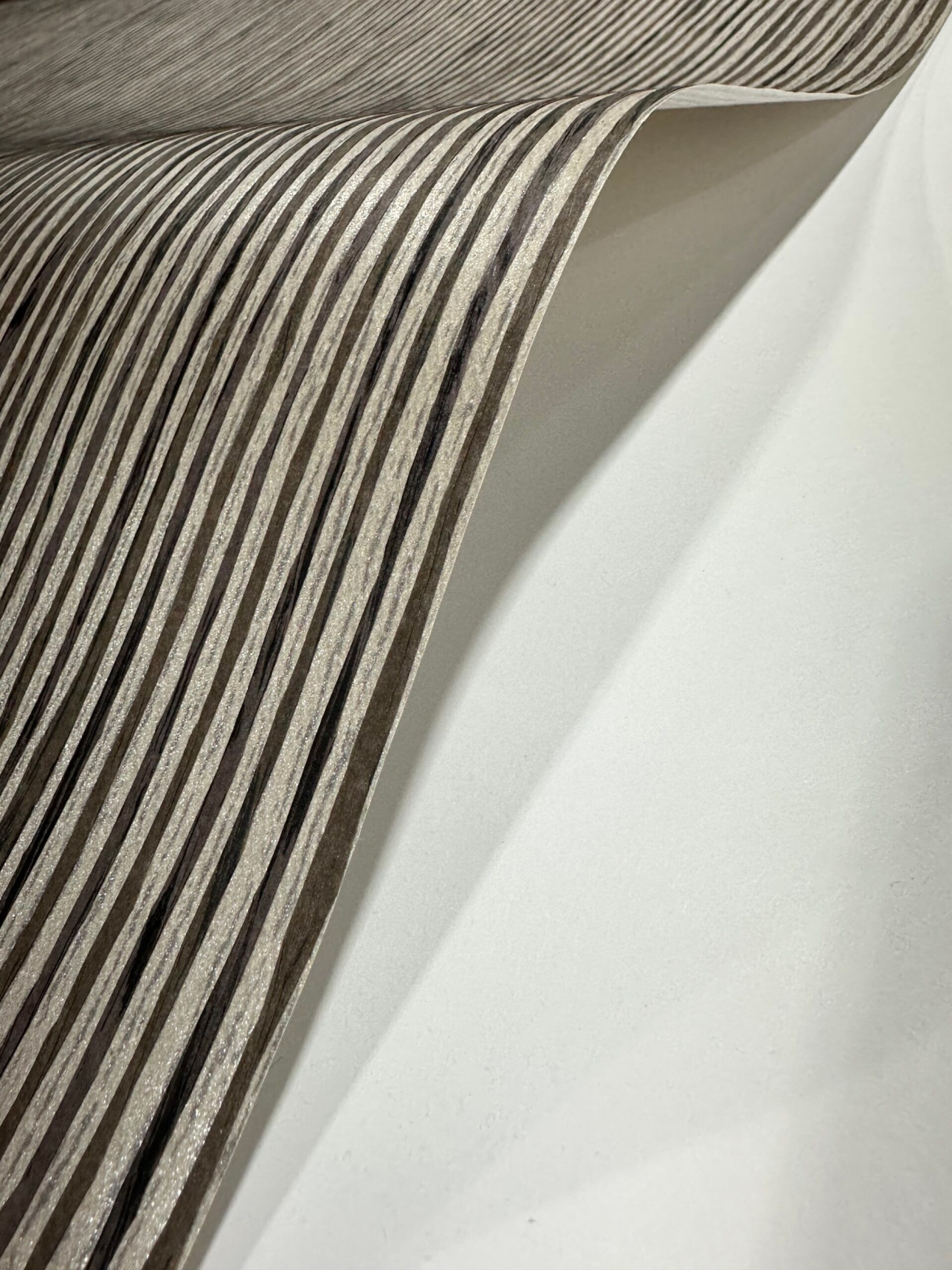 Paper String Grasscloth Wallpaper • Ripple
