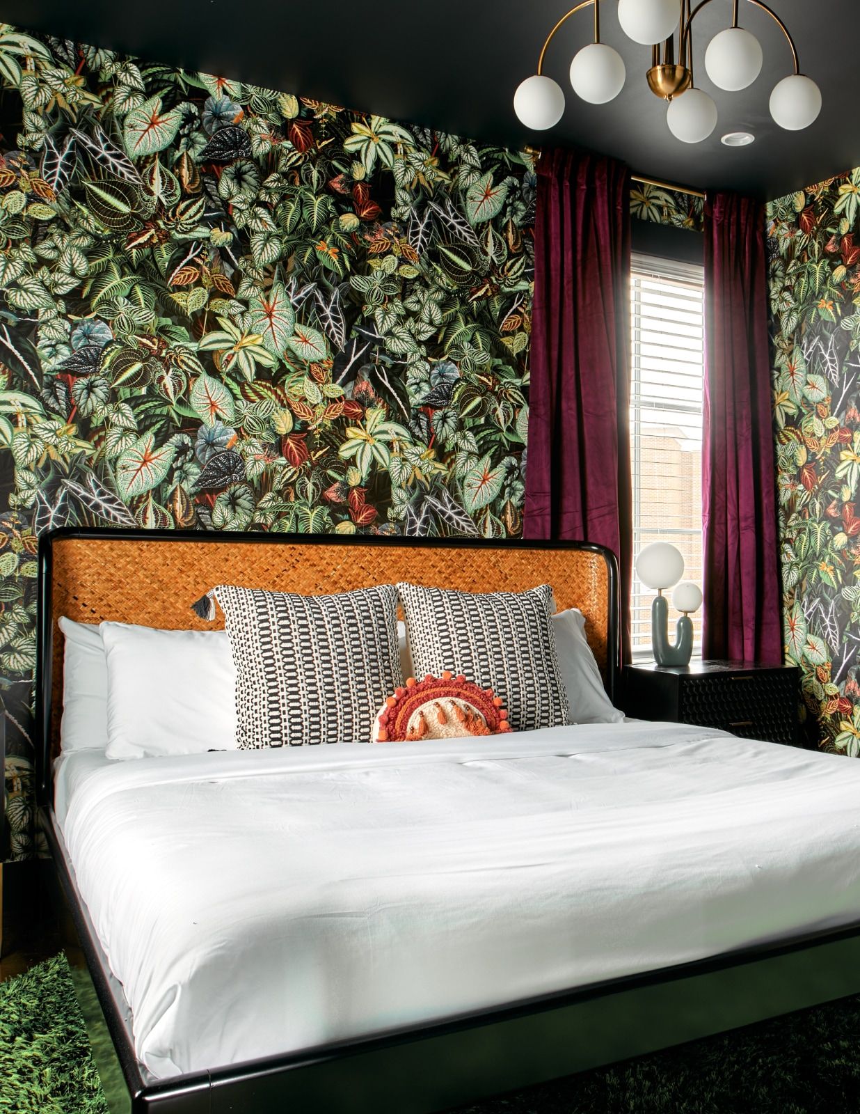A lush bedroom by @beckonhomes featuring Verde wallpaper