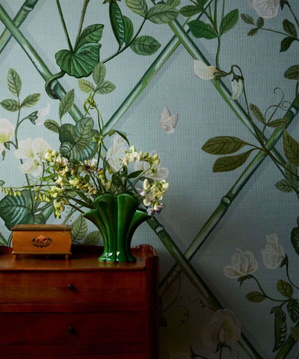 Grande Climbing Sweet Pea Grasscloth Wallpaper - Colorway: Light Provence - Insitu
