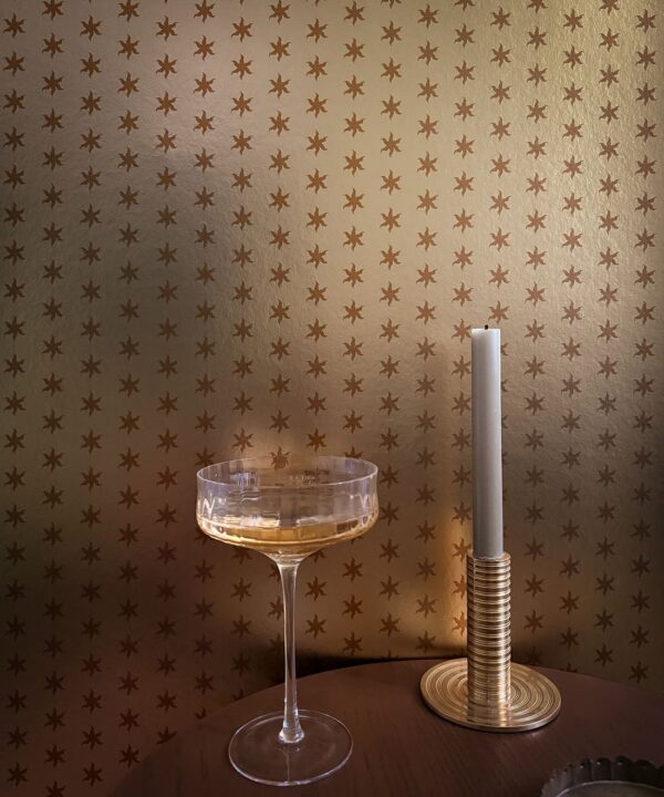 Tudor Star Metallic Wallpaper - Image 8
