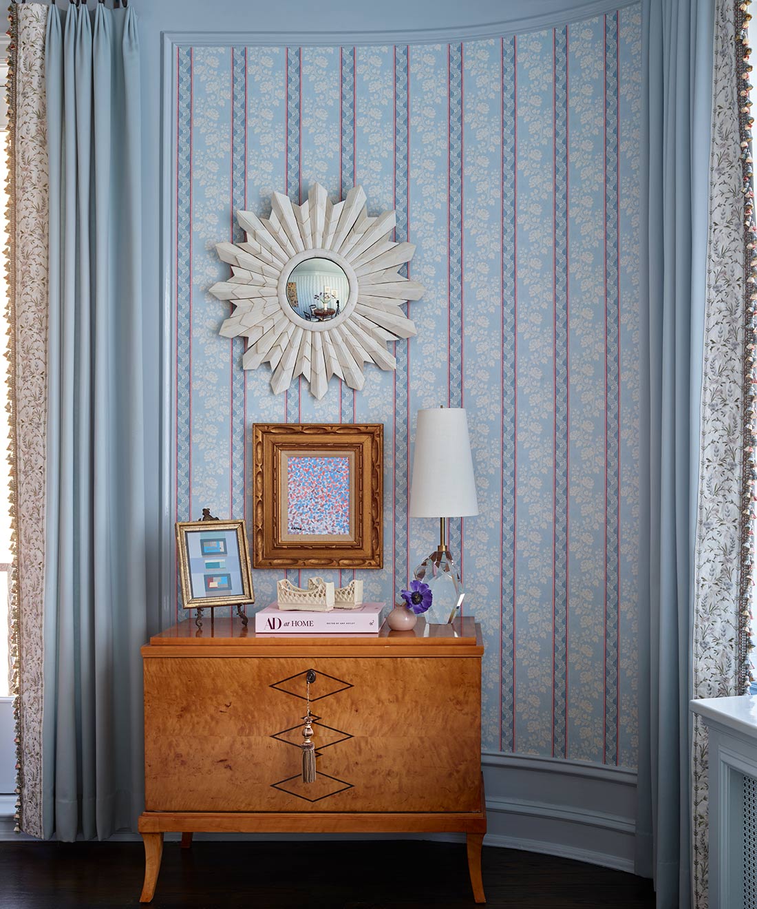 Elise Wallpaper - Colourway: Swedish Blue - Insitu