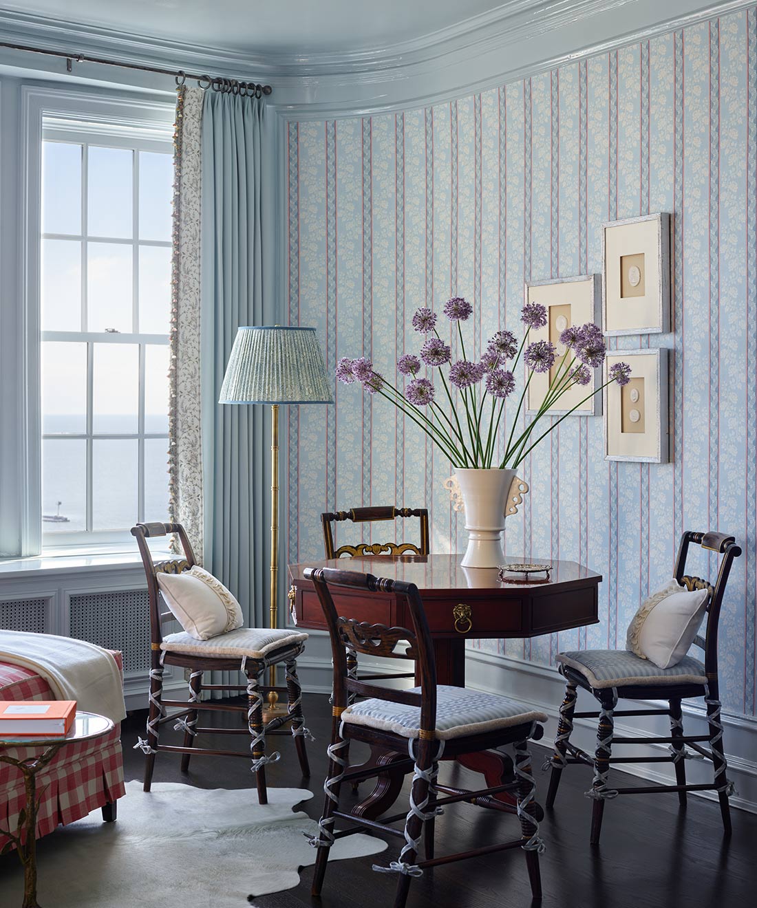 Elise Wallpaper - Colourway: Swedish Blue - Insitu