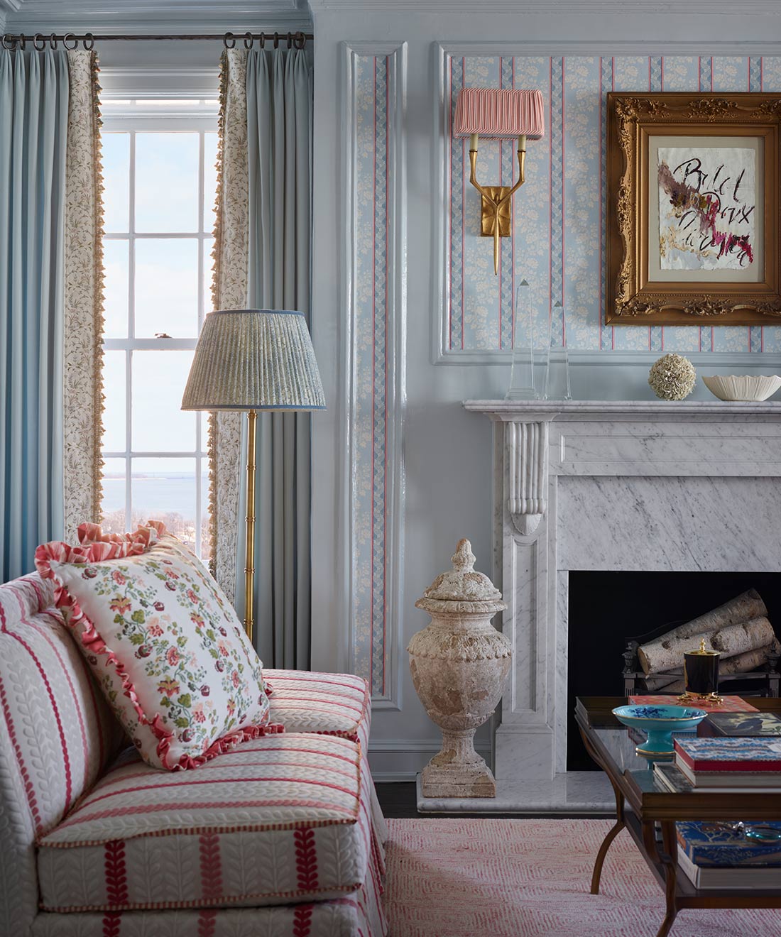 Elise Wallpaper - Colourway: Swedish Blue - Insitu