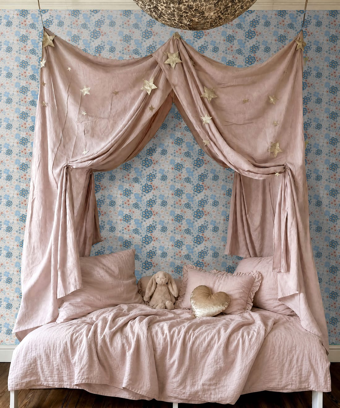 Meadow Confetti Wallpaper - Colourway: Shell - Insitu